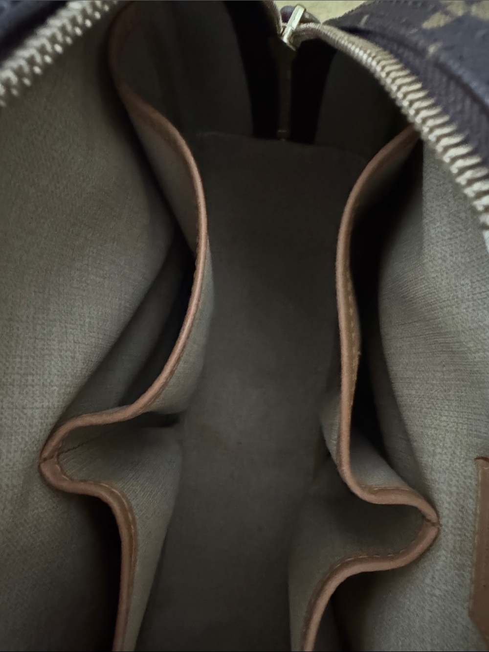 Louis Vuitton Monogram Dome Handbag in Brown & Tan Leather - Picture 10 of 12
